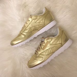 Gold Reebok’s